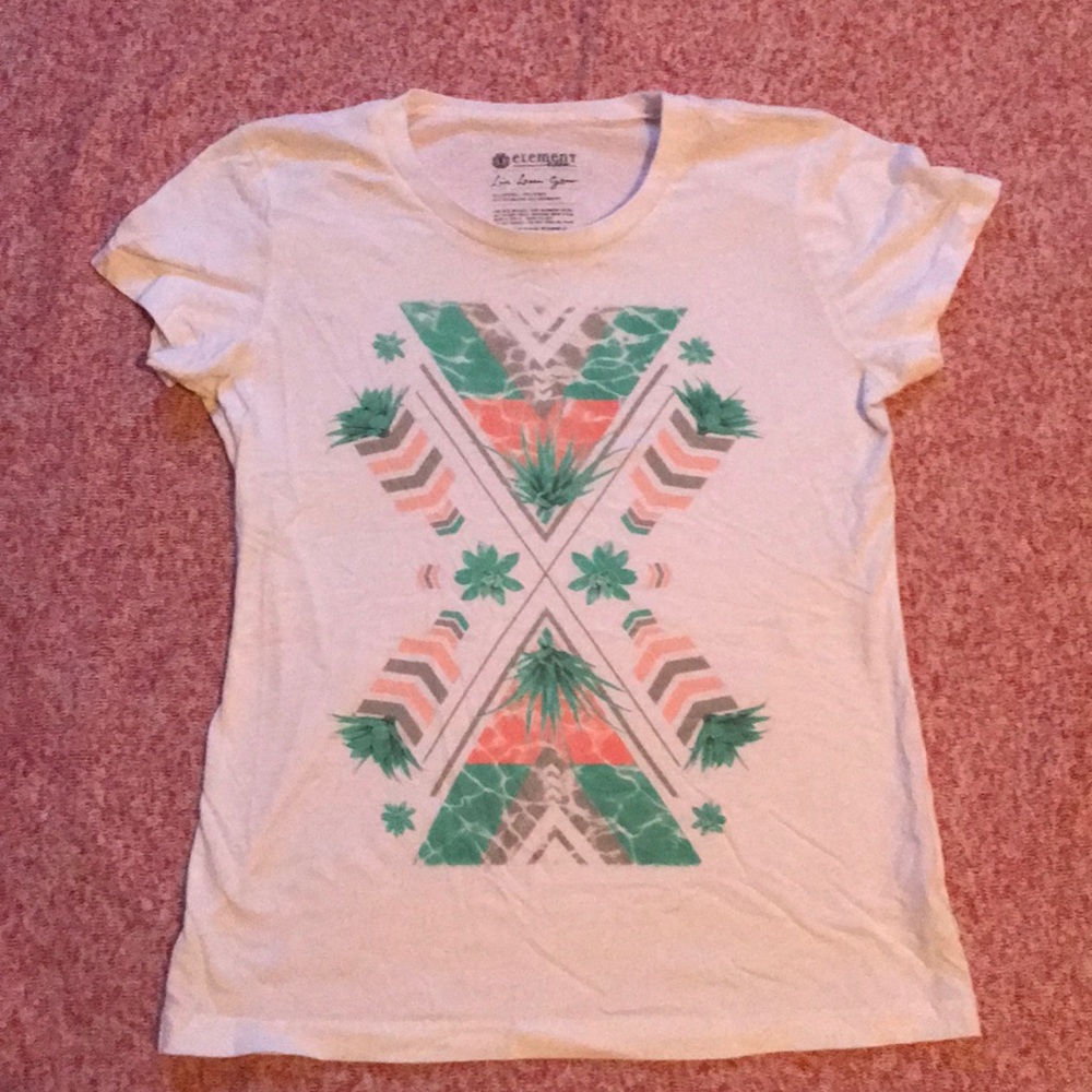 White t-shirt
